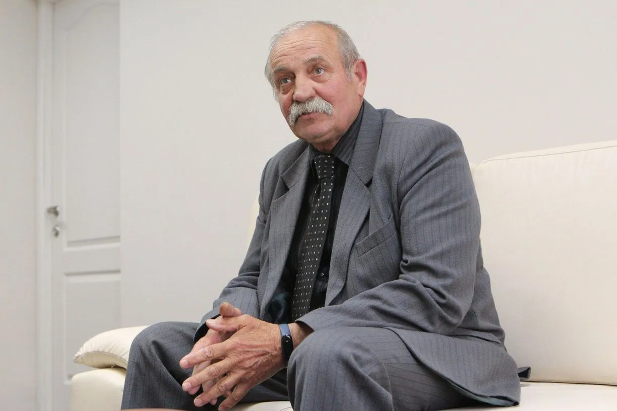Академия в лицах