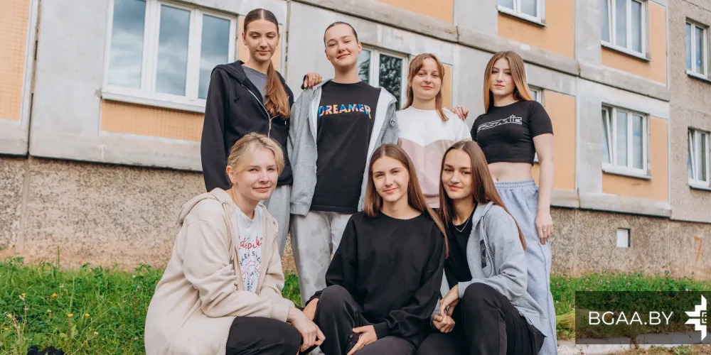Студотряды «Пилоты» имени Героя Советского Союза М. В. Борисова и «Птицы» имени Героя Советского Союза Г. С. Пинчука