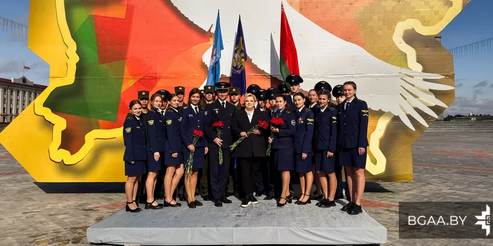 Минск отметил 958-й день рождения: курсанты БГАА стали частью масштабного праздника